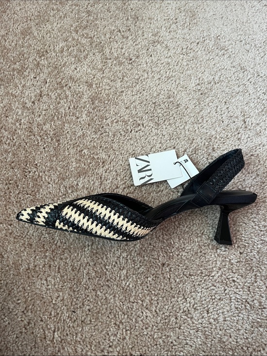 Zara Shoes - NWT ZARA Woven Slingback Kitten Heels